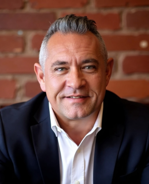 Photo of Scott Locker